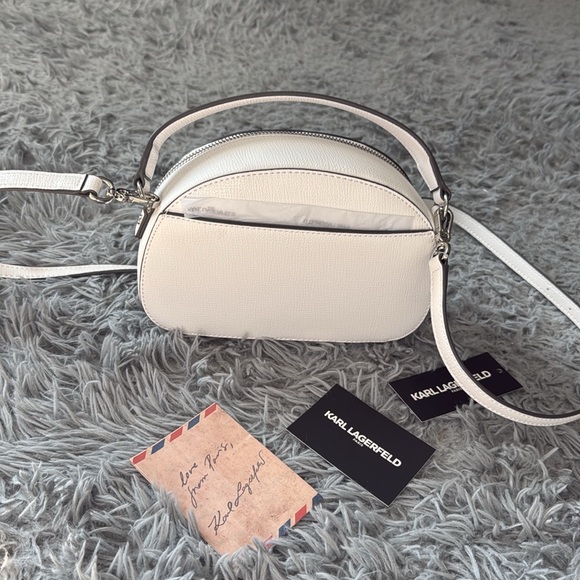 Karl lagerfeld - Picture 4 of 17